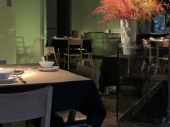 -穹六人间 people 6(岳阳路店)