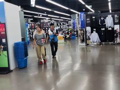 -迪卡侬(西华店)