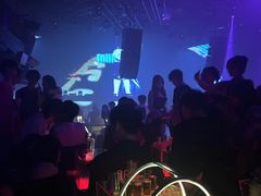 -V AMUSING CLUB·酒吧(银河中心店)