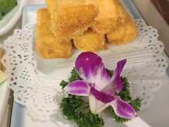 炸冰淇淋-小鱼小牛·鱼牛干锅·脆鱼火锅(世欧广场店)