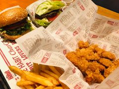 -The Habit Burger Grill 哈比特汉堡(复兴soho店)