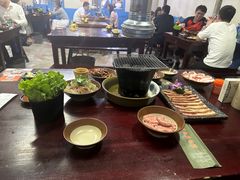 -喝丢一只鞋·东北烤肉·烧烤·铜火锅(江宁店)