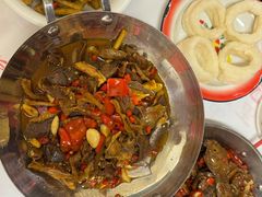 -堂瓦里·33年传统赣菜(第一街区店)