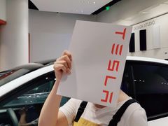 -TESLA 特斯拉(广州天环广场体验店)