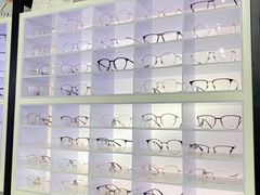 -造寸眼镜·蔡司官方授权店(东门店)