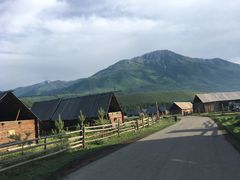 -喀纳斯禾木山庄