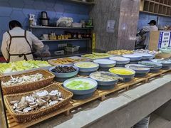-锤头鲨毛肚海鲜烤肉自助餐厅(国购广场店)