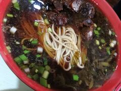 -小龙大肉面馆