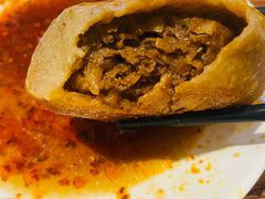 -清真吴记门钉肉饼·喜多利