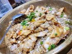 铜盘焗脆鱼腩-港升鱼师傅·中山脆肉鲩