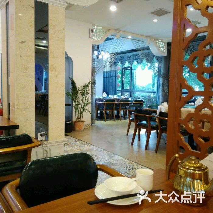 古兰古阆穆林清真餐厅