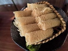 -湊湊火锅·茶憩(南京东路悦荟店)