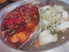 -沸炉重庆老火锅(军事博物馆店)