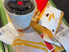 -麦当劳(乳山路店)