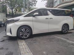 -倍耐力轮胎专卖店(碧云路店)