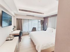 -麗枫酒店(深圳机场福永地铁站店)