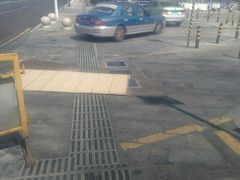 -万宝财富商业广场