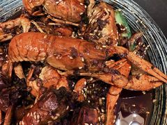 -肥肥虾庄·金牌油焖大虾(汉口城市广场店)