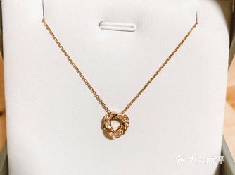 路过就被这个项链深深吸引住了!果断买它