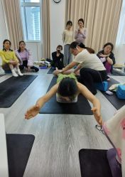 -亚太瑜伽普拉提学院