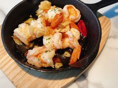橄榄油煎蒜香虾-MOCUS莫卡斯餐厅(祥云小镇店)
