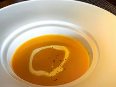 -卡普里披萨·牛扒·下午茶