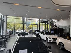 -杭州中升之星奔驰4S店(滨江店)