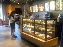 面包甜点陈列柜-星巴克(杭州嘉里中心4F店)