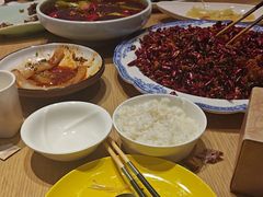 -渝信川菜 · 川味家常菜(财富购物中心店)