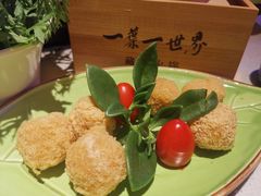 -一叶一世界·素食餐厅(锦华万达店)