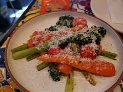 -LESCEDARS Brasserie Bistro香柏树