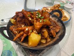 鸡爪排骨压土豆-吴记酱骨炖菜馆(西大直街店)