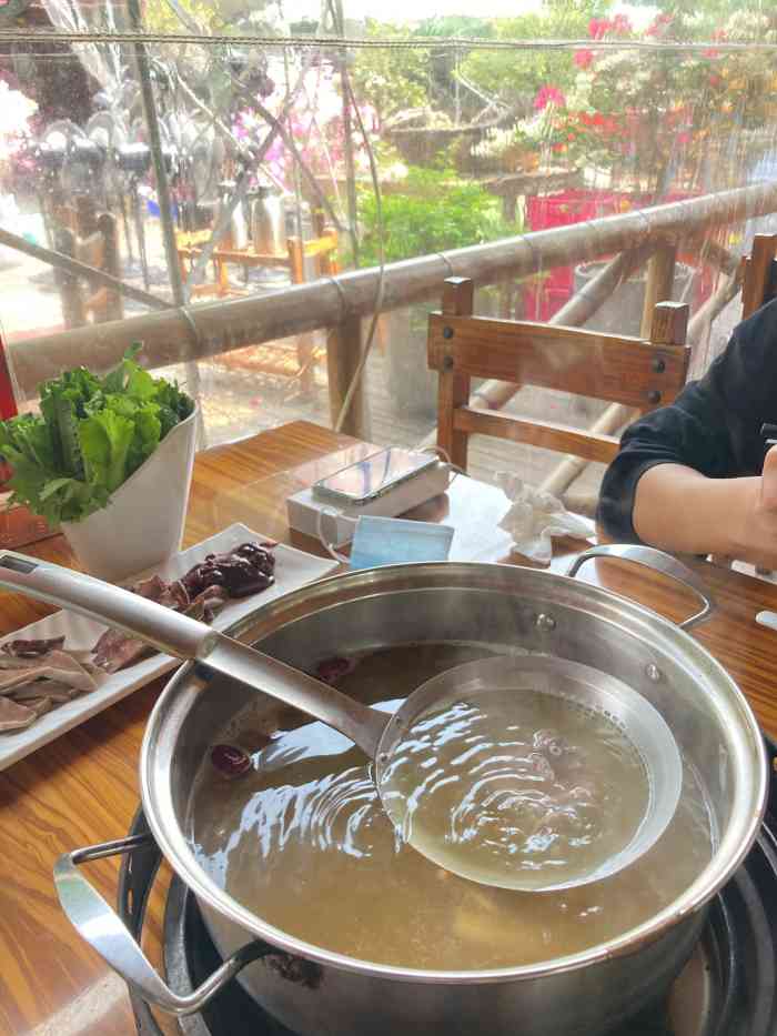 原汁原味驴庄-"吃火锅两个人刚刚好 ^_～绝妙享受,多人.