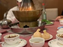 热气腾腾的火锅-鑫龙火锅城(青岛分店)