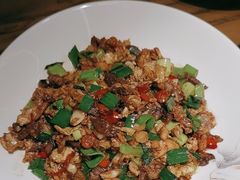 -爱碗亭·鲜炒湖南菜(壹城中心店)