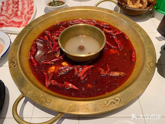 山城巷火锅老重庆现炒牛油锅底图片 - 第240张