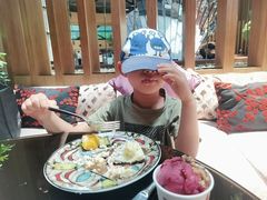 -上海滴水湖皇冠假日酒店