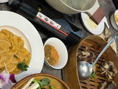 -洛东土菜馆(建国北路店)