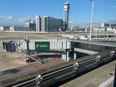 -关西国际机场直营免税店