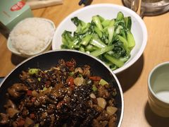 -偶屋里钵少爷(时代广场店)