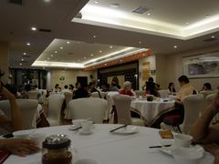 大堂-广州酒家(昌岗地铁站店)