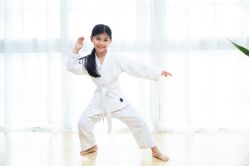 -LANYI COUTURE高级婚纱礼服改衣店