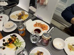 -亚洲国际大酒店·云顶阁旋转自助餐厅