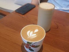 冰拿铁默认去冰-Line 咖啡(石厦花园店)