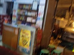 门面-薛记襄阳香辣牛肉面(平安路店)