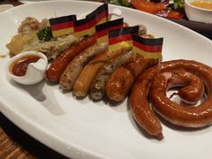 -1886德国汽车餐厅(外滩十六铺码头店)