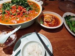 自贡鲜锅兔-蓉城小馆(科兴店)