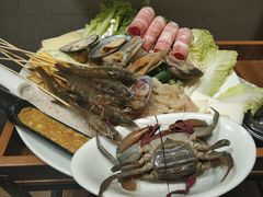 -樾餐厅泰式海鲜火锅(民歌湖店)