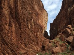 -天山神秘大峡谷
