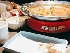 -胖哥俩肉蟹煲(石家庄长安万达店)
